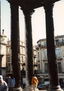 La Maison Carre (inside)
