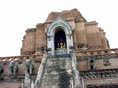 Wat Chedi Luong, Chiang Mai, Thailand